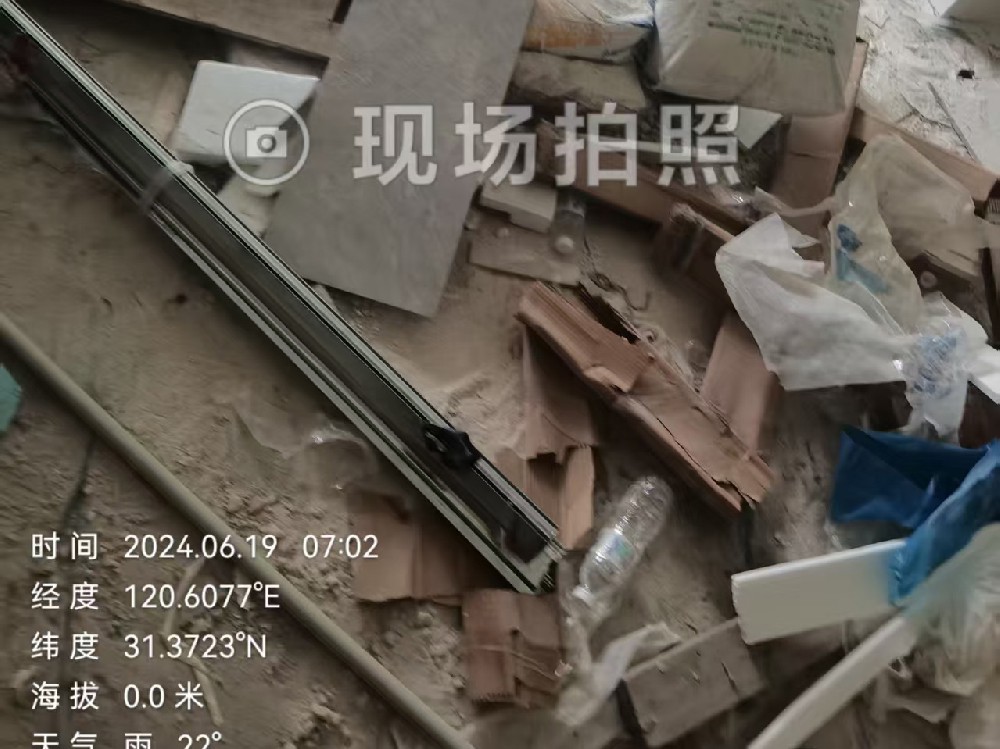 小區(qū)開荒